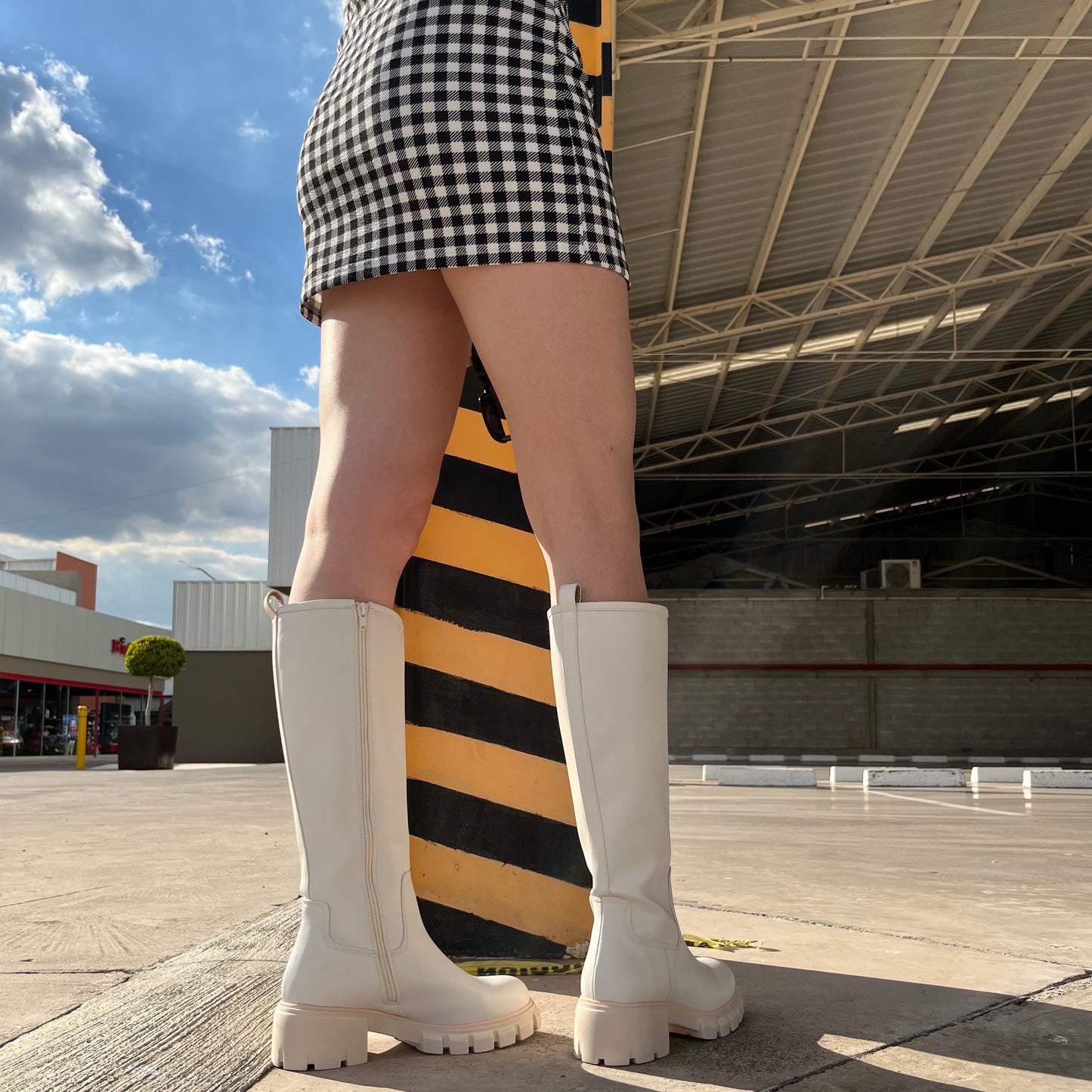 Felicia sa0695 latte